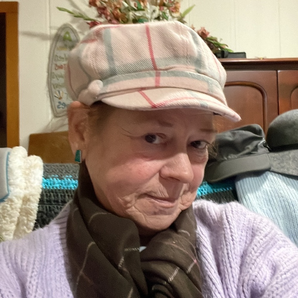 Meet your Posher, Connie